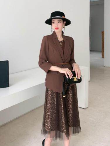 【现货】秋季新款时尚西装外套+连衣裙，女装西装，欣卓越