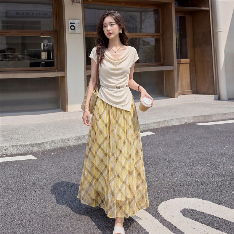 2026新款夏时尚温柔风短袖上衣格纹半身裙两件套洋气气质套装群，女装套装/套裙，姿萝菲