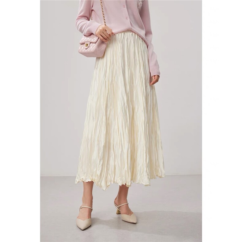 2025款流光踏月缎面光泽不规则褶皱肌理松紧腰半身裙，女装半身裙，织己羊绒