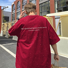 酒红色