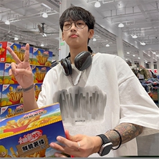 白色