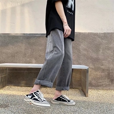 灰色