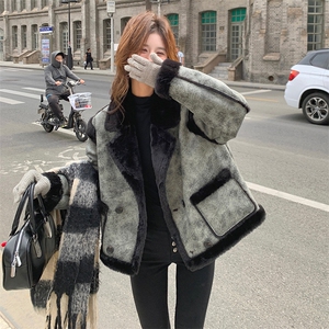法式西装领皮毛一体女冬季羊羔毛短外套加绒机车棉服6077P195K278图片