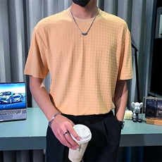 卡其色
