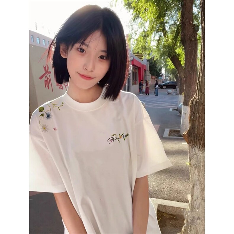 万针全刺绣工艺抖音得物高品质260克重磅纯棉双纱美式高街短袖T恤图片