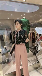 夏装随意打搭配更喜欢图片