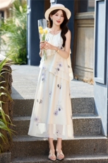 DLM8661白色花朵印花套装女夏无袖上衣半身裙两件套，女装套装/套裙，朵莱米