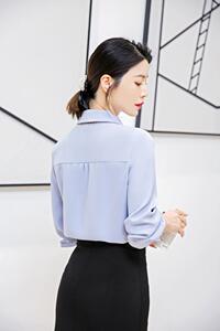 春季小衫豹纹飘带图片
