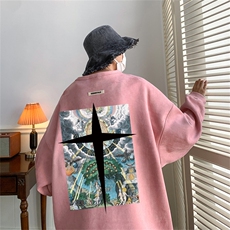 藕粉色