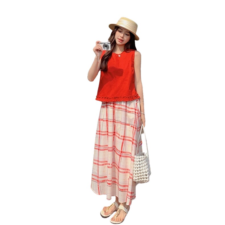 红色木耳边背心减龄套装裙女2025年夏季新款撞色格子半身裙两件套,女装套装/套裙,2C159