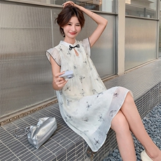 新中式甜美米白色印花连衣裙2025夏季小众独特漂亮绝美国风娃娃裙，女装连衣裙，2D078