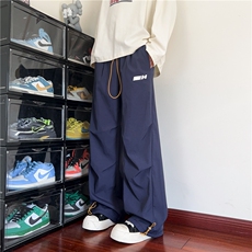 藏青色