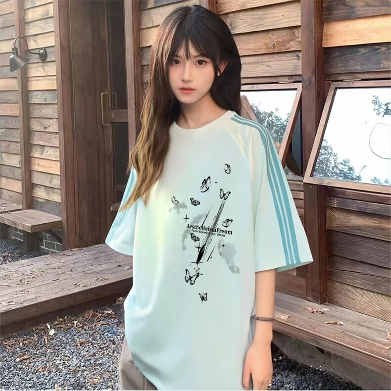 抖音得物品质二开240克宽松纯棉美式潮牌印花三条杠中性风短袖T恤,男装T恤,电商A486