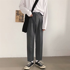 灰色