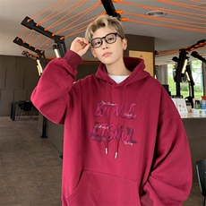 酒红色