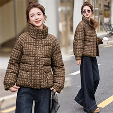 现货！小个子2025年冬季时尚潮流字母数字加厚洋气减龄棉衣棉服，女装棉衣/棉服，木橙西子
