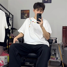 白色