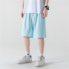 浅蓝色