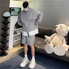 灰色