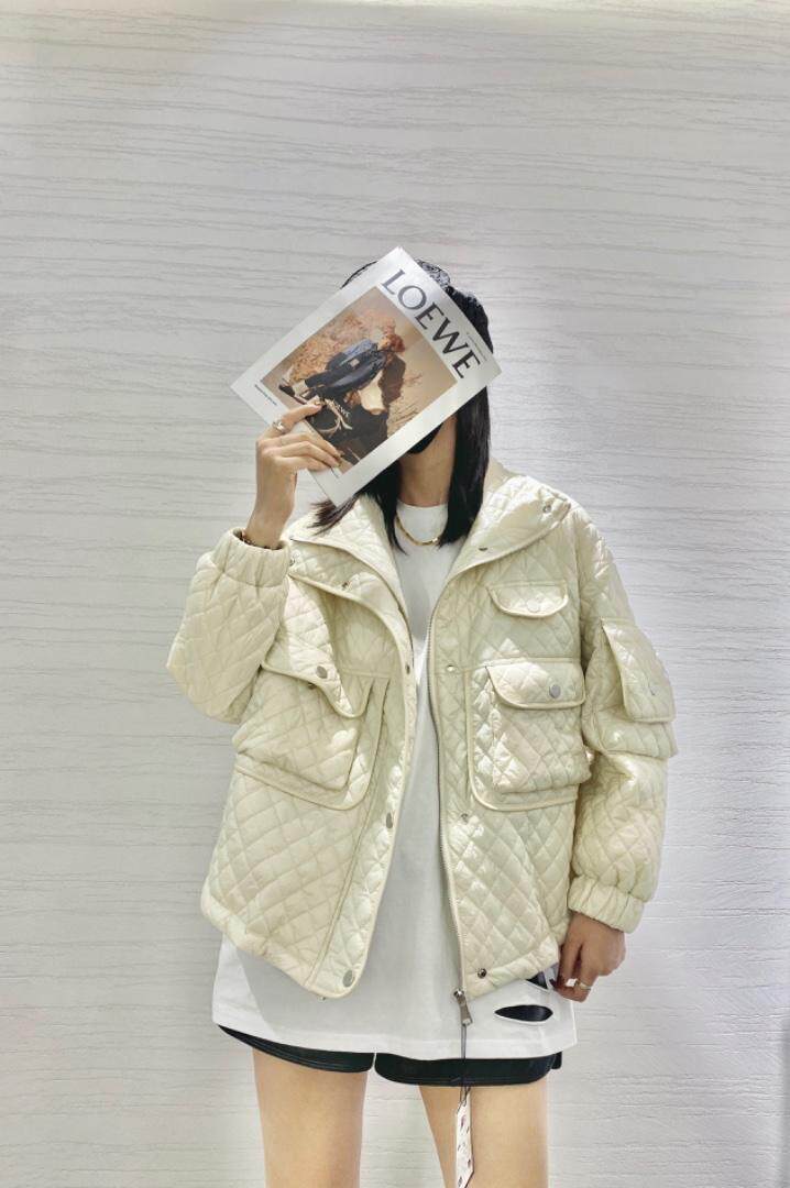 冬装服，女装棉衣/棉服，别无选择