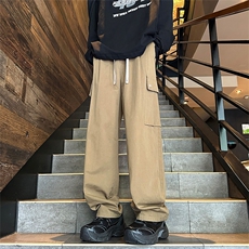 深棕色