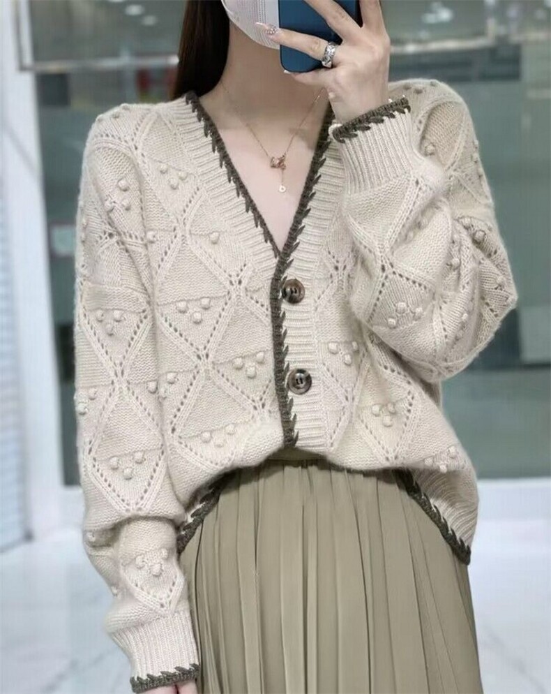 欧货秋冬新款100%纯羊绒开衫女外搭高端时尚宽松提花针织外套上衣图片