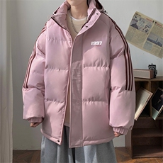 粉红色