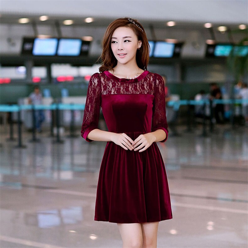 时尚优雅蕾丝拼接酒红色连衣裙 显瘦修身气质女神范儿图片