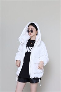谦度冬季新的羽绒图片