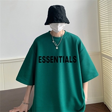 墨绿色