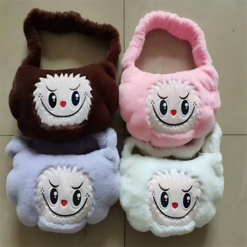 拉布饺子包，金雅毛绒玩具