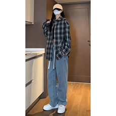 藏青色