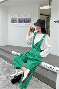 时尚大方连体背带裤，胖瘦都可以穿，图片