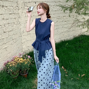 法式复古松弛感背心套装女夏新款小个子无袖上衣波点阔腿裤两件套图片