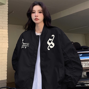 D324-P90 纯色刺绣上衣棒球服宽松外套学院风拼接春季潮图片
