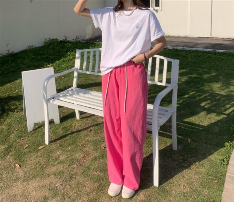 夏季绣花圆领重工T恤，女装T恤，简蔻