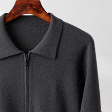 2025年秋季新款百搭四平加厚翻领正装，男装羊绒套衫，台绒羊绒