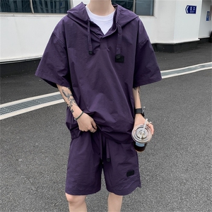 夏季轻薄透气防晒连帽短袖短裤两件套男潮流简约纯色宽松休闲套装图片