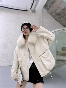 冬装大毛领派克 现货图片