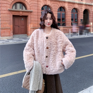 现货2D078-Y3382-P205K328彩扣仿真小狐貂棉衣图片