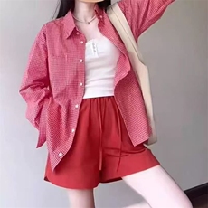 红色