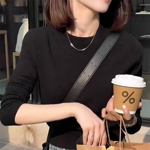 秋冬新款羊毛短款圆领毛衣 时尚百搭显瘦保暖针织衫图片