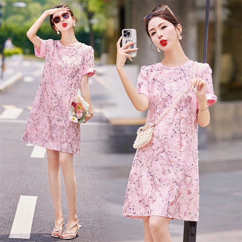 精致珠片刺绣连衣裙女夏季气质大码裙子2025年新款欧货a字裙，女装连衣裙，韩蜜菓