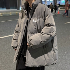 灰色