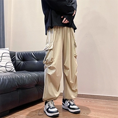 卡其色