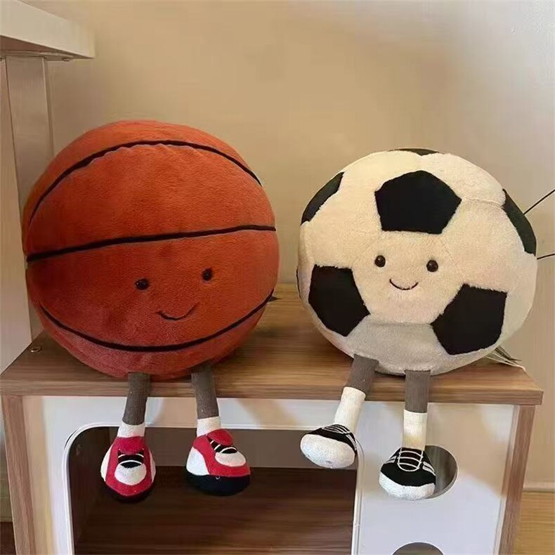 篮球足球，多乐玩具工厂店
