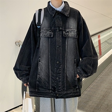 黑色