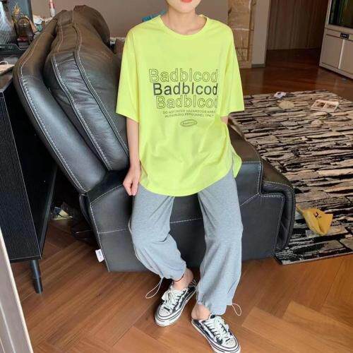 夏季新款前后不规则印花T，女装，HV7ING