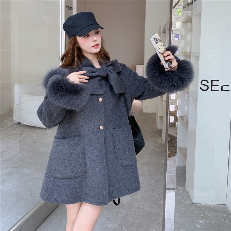 新款双面羊绒狐狸毛飘带大衣外套2B72-8638-1-P310-K398，女装双面呢大衣，乐吉娜