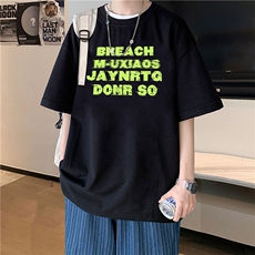 黑色